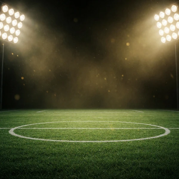 N&auml;chtlicher Fu&szlig;ballplatz unter Stadion-Flutlicht als Symbol f&uuml;r das Sportwetten-Angebot von Casina